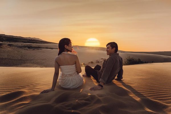 Tour Ngắm Mặt Trời Mọc / Lặn Trên Đồi Cát Trắng